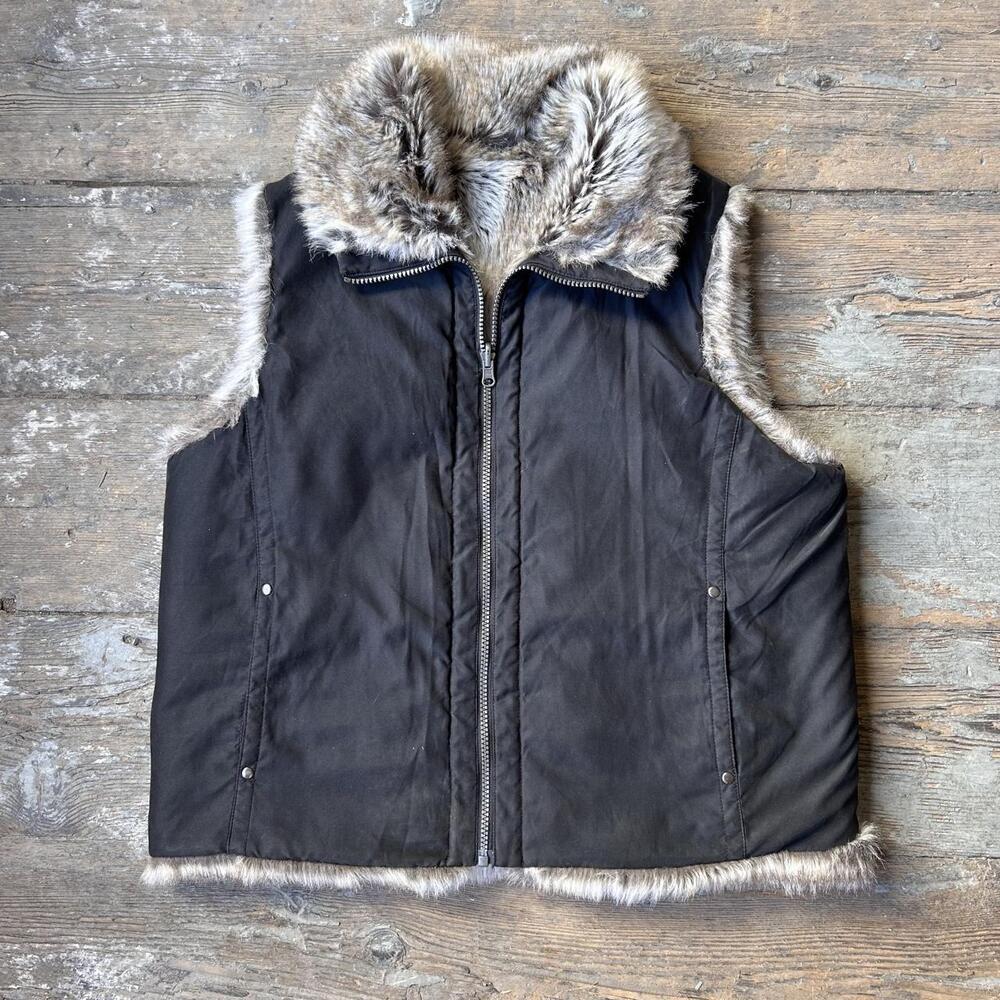 Women’s Weatherproof Reversible Black Faux Fur Winter Vest - Size L